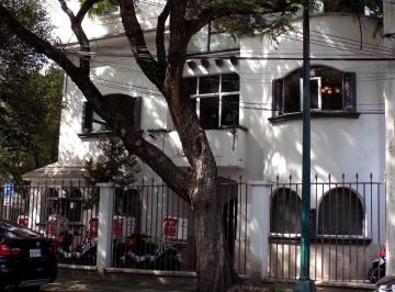 Casa uso de suelo de 18 habitaciones, Miguel Hidalgo · Casa en Renta Gutemberg, Anzures - con Uso de Suelo