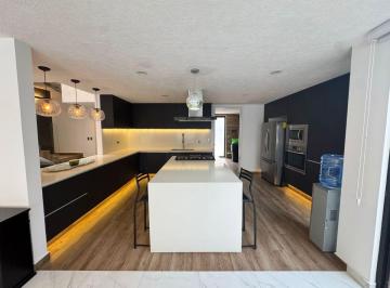 Casa de 4 habitaciones, San Andrés Cholula · Casa en Venta Ubicada en Lomas de Angelopolisii Parque Victoria