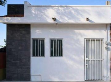 Casa · 52m² · 2 Recámaras · 1 Estacionamiento · Casa en Venta en Lomas del Ebano
