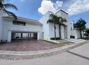 1 · Casa en Venta Residencial Altaria Al Norte de Aguascalientes