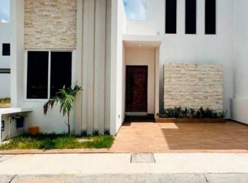 Casa de 2 habitaciones, Mazatlán · Casa en Venta en Pacifico Hills