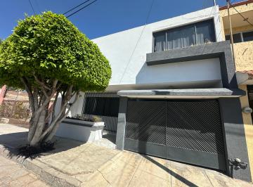 Casa de 4 habitaciones, San Luis Potosí · Casa en Venta Oportunidad Himno Nacional