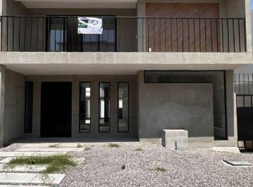 Casa de 3 habitaciones, Querétaro · Casa Nueva en Venta con Estudio y Amplios Espacios, Juriquilla Queretaro
