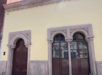 Casa de 8 habitaciones, León · Casa en Venta o Renta en El Centro a Espaldas del Hospital Aranda de La Parra León Guanajuato