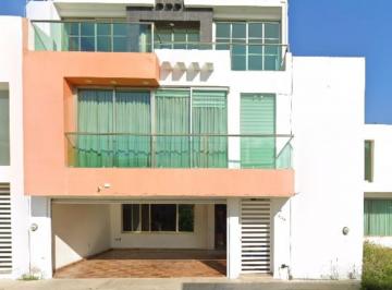 Casa de 4 habitaciones, Tuxtla Gutiérrez · Casa en Venta en Chiapas Tuxtla Gutierrez Fraccionamiento Las Nubes