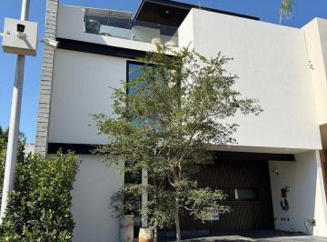 846a9c41326083ec75470924ff8687e7fb76425f8864d39515b7ae2f64215eab · Casa en Venta Villa La Cima, Col. Jardines Universidad, Zapopan
