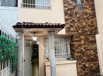 Casa de 2 habitaciones, Cuautitlán · Casa en Venta Cuautitlán México a 5 Minutos del Suburbano $2,250,000