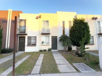 Casa en condominio · 63m² · 2 Recámaras · 1 Estacionamiento · Casa Amueblada en Renta en Colinas de La Piedad - (4)