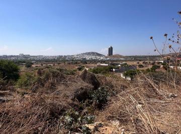 Terreno / Lote , Querétaro · Venta de Grande Parcela Escriturada con Vista, Juriquilla Queretaro