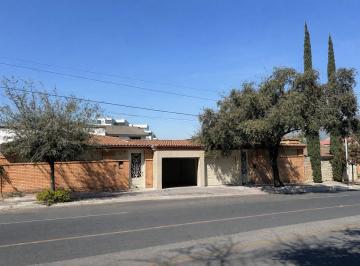 Casa de 6 habitaciones, San Pedro Garza García · Casa en Venta, Bosques del Valle, Spgg
