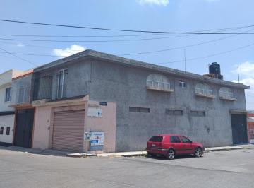Departamento · 266m² · 3 Recámaras · 2 Estacionamientos · Local con Bodega y Departamento en Renta en Morelia. La Unión