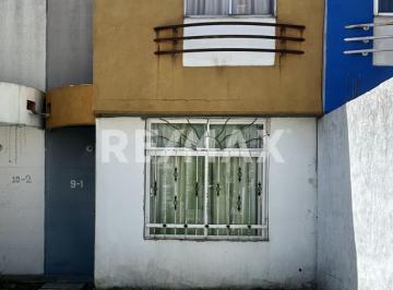 Casa · 54m² · 2 Recámaras · 1 Estacionamiento · Casa en Renta - (4)