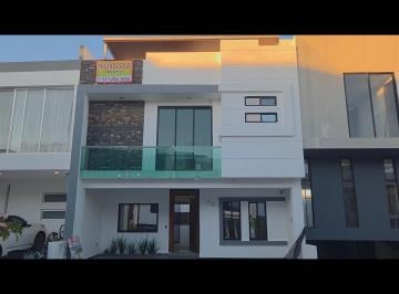 Casa de 5 habitaciones, Zapopan · Residencia a Estrenar La Cima Coto G