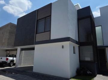 Casa · 156m² · 3 Recámaras · 2 Estacionamientos · Residencial en Venta Metepec