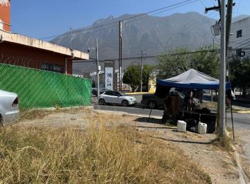 Terreno / Lote , Monterrey · Terreno en Renta en Esquina, Lateral a Garza Sada, Salida a Carretera Nacional Monterrey