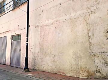 Casa · 197m² · 5 Recámaras · 1 Estacionamiento · Casa en Venta Para Remodelar en La Colonia Santa Anita, Iztacalco, Ciudad de México