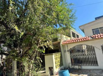 Casa · 188m² · 5 Recámaras · Rmc Casa en Venta en Bernardo Reyes en Monterrey Nuevo Leon