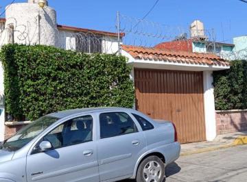 Casa de 3 habitaciones, Cuernavaca · En Venta Casa Sola en Fraccionamiento Cerrado