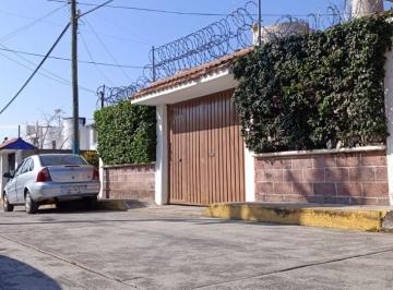 Casa de 3 habitaciones, Cuernavaca · En Venta Casa Sola en Fraccionamiento Cerrado