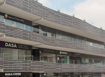 1 · Local Comercial en Renta en Plaza Saagui