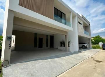 1 · Casa en Venta en Amorada