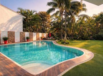 c55068082dee11b6591f497031aa470bae084ddad22882e40f390f962b85c86e · Casa de Lujo con Alberca en Venta en Puerta de Hierro