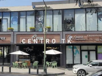 Local comercial · 300m² · Local en Lomas de Tecamachalco Ubicado Dentro de La Plaza Más Concurrida y Reconocida de La Zona