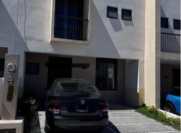 Casa · 106m² · 3 Recámaras · 2 Estacionamientos · Casa en Venta en Zona Norte. Fraccionamiento Privado con Alata Plusvalia