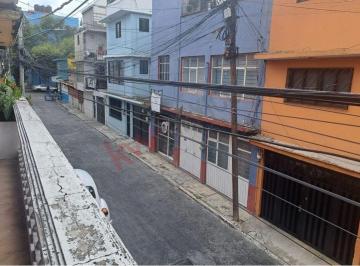 Casa de 5 habitaciones, Iztacalco · Casa con Dos Departamentos Independientes en Venta
