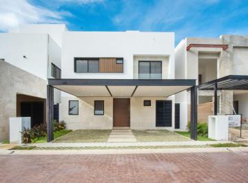 Casa de 3 habitaciones, Benito Juárez · , 3 Recámaras en Renta en Vía Cumbres