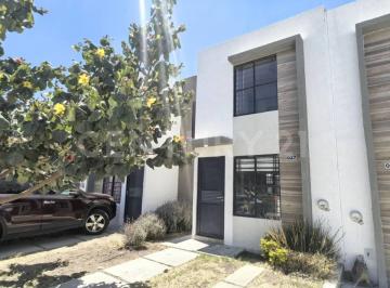 Casa en condominio · 54m² · 2 Recámaras · 1 Estacionamiento · Casa en Venta en Puertas de San Miguel
