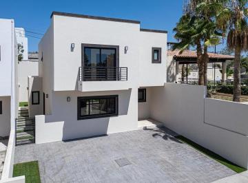 8501ac431c3d80e4a7a53ebdfe5ab902b4db94062c1dc04059b7f46f47581558 · ¡Vive El Sueño en Cabo! Tu Nuevo Hogar en Palma Real Residencial!