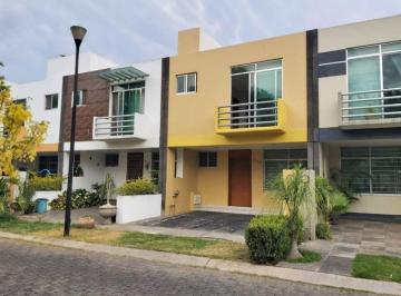 Casa en condominio de 3 habitaciones, Zapopan · Casa en Venta en Jardines del Valle, Zapopan, Jalisco.