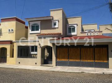 Casa · 433m² · 4 Recámaras · 2 Estacionamientos · Casa en Venta Res. Esmeralda, Fernando Vazquez Schiaffino 140, Colima, Col.