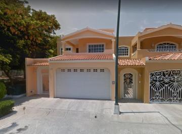 Casa de 5 habitaciones, Mazatlán · Casa en Venta en Sinaloa Mazatlan Alameda