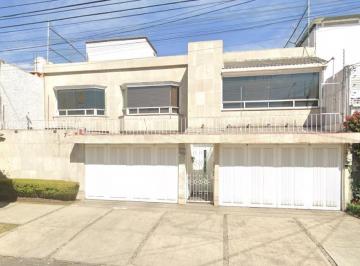 Casa de 5 habitaciones, Gustavo A. Madero · Estatus y Comodidad: Vive La Esencia de Lindavista en Tu Nuevo Hogar