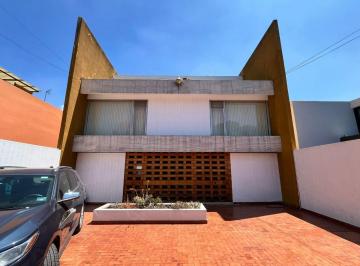 Casa de 4 habitaciones, Naucalpan de Juárez · Casa en Cto. Heroes, Cd Satelite en Venta