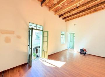 Departamento de 2 habitaciones, Cuauhtémoc · Departamento en Fachada Catalogada 105 m² con Techos de Vigueta