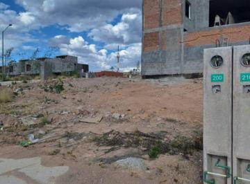 Terreno / Lote en Venta · Lote en Venta en Villa Magna 1a Seccion Listo Para Construir.
