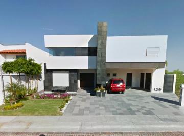 Casa de 5 habitaciones, Querétaro · Venta de Casa en Queretaro Juriquilla Cumbres del Lago