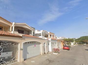 Casa de 3 habitaciones, Mazatlán · !vea Esta Divina Casa Ubicada en Mazatlan Sinaloa! Tabachin 323