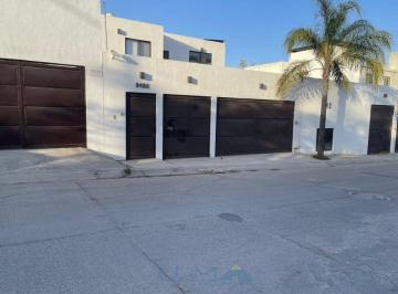 Oficina , León · Casa en Renta en Cumbres de Arbide
