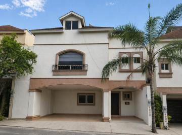 Casa de 3 habitaciones, Monterrey · Fraccionamiento Vistancias Carretera Nacional Monterrey
