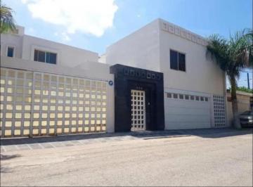 Casa de 6 habitaciones, Gómez Palacio · Casa en Renta