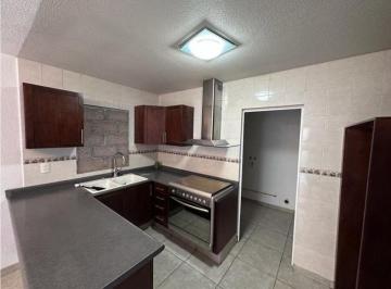 Casa de 3 habitaciones, Tecámac · Casa en Venta en Privada Malbork, Real Castell, Edo. Mex