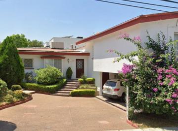 Casa de 4 habitaciones, San Pedro Garza García · Casa en Venta Rio Suchiate, Monterrey, Nuevo León