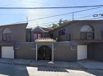 Casa de 4 habitaciones, Tijuana · Casa en Venta en Tijuana, Baja California