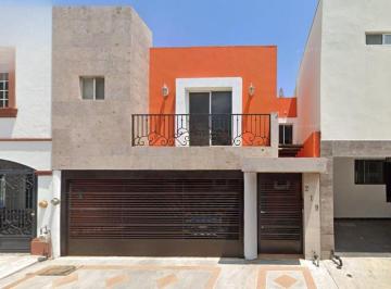 Casa de 4 habitaciones, Monterrey · Casa en Venta Cumbres de La Patagonia, Monterrey, Nuevo León