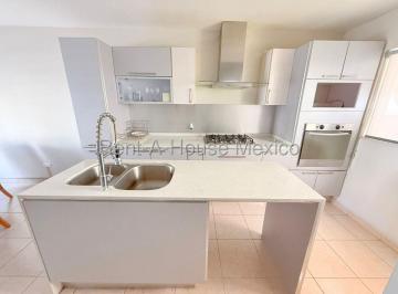 Casa en condominio de 3 habitaciones, Querétaro · Casa en Venta El Refugio Querétaro | 4 Recámaras | Privada | Cerca de Plaza Comercial