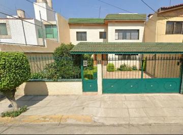 Casa de 3 habitaciones, Naucalpan de Juárez · Casa en Santa Maria de La Rábida Naucalpan de Juárez